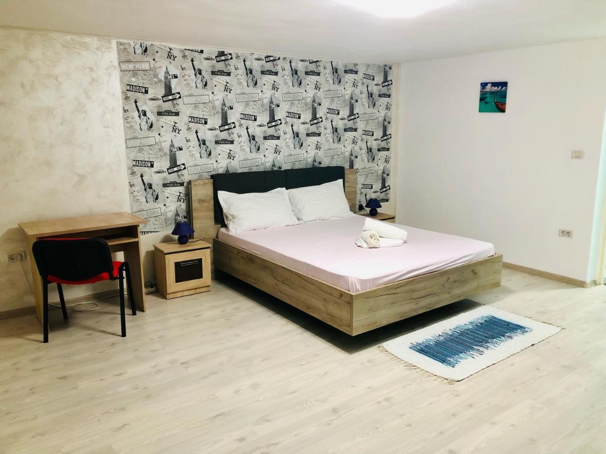 Central Park - Big Apartment - 3 Rooms - Free Parking T5 Timişoara Extérieur photo